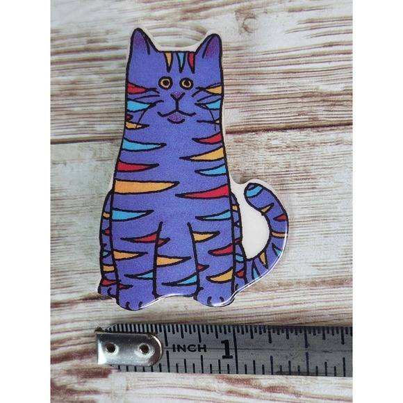 The Wendelline 2" Striped Cat 1994 Retro Vintage Pin Brooch Purple Feline - Picture 4 of 5